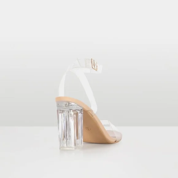 SOLD - Wildfire Regina Clear Block Heels Nude Sz 8/39 - Picture 4 of 9